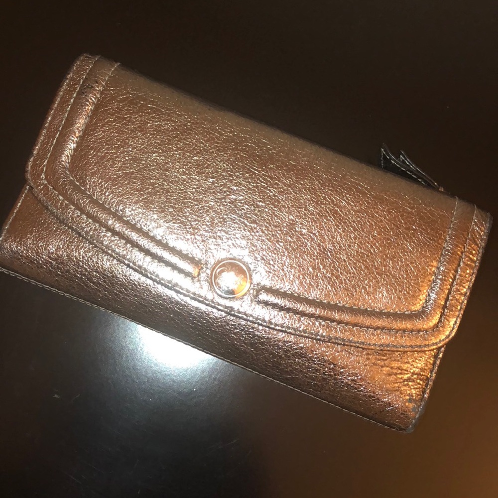 ✨FLASH SALE✨ Coach Metallic Wallet